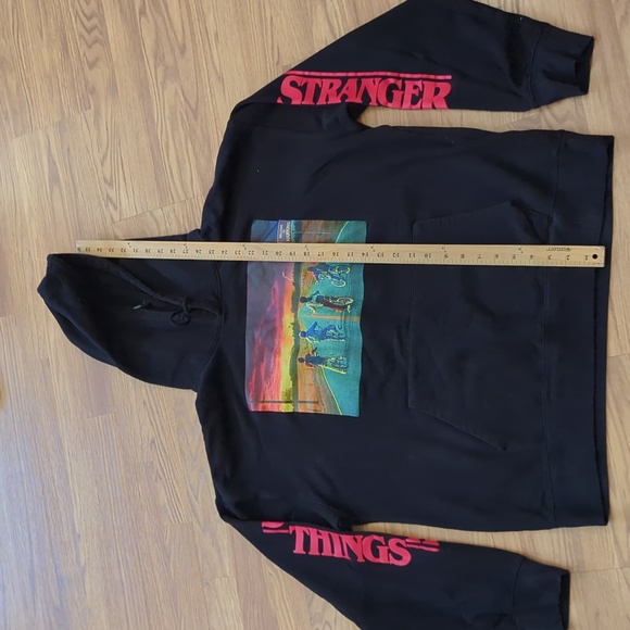 Stranger Things Sweatshirt Hoodie Size XL X-large - Picture 3 of 6